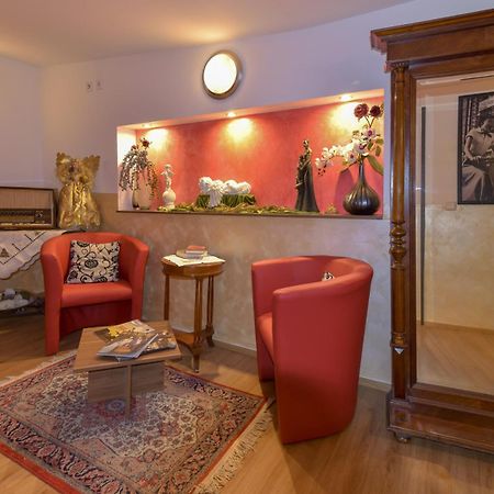 Hotel Ristorante Rostica Bad Urach Kültér fotó