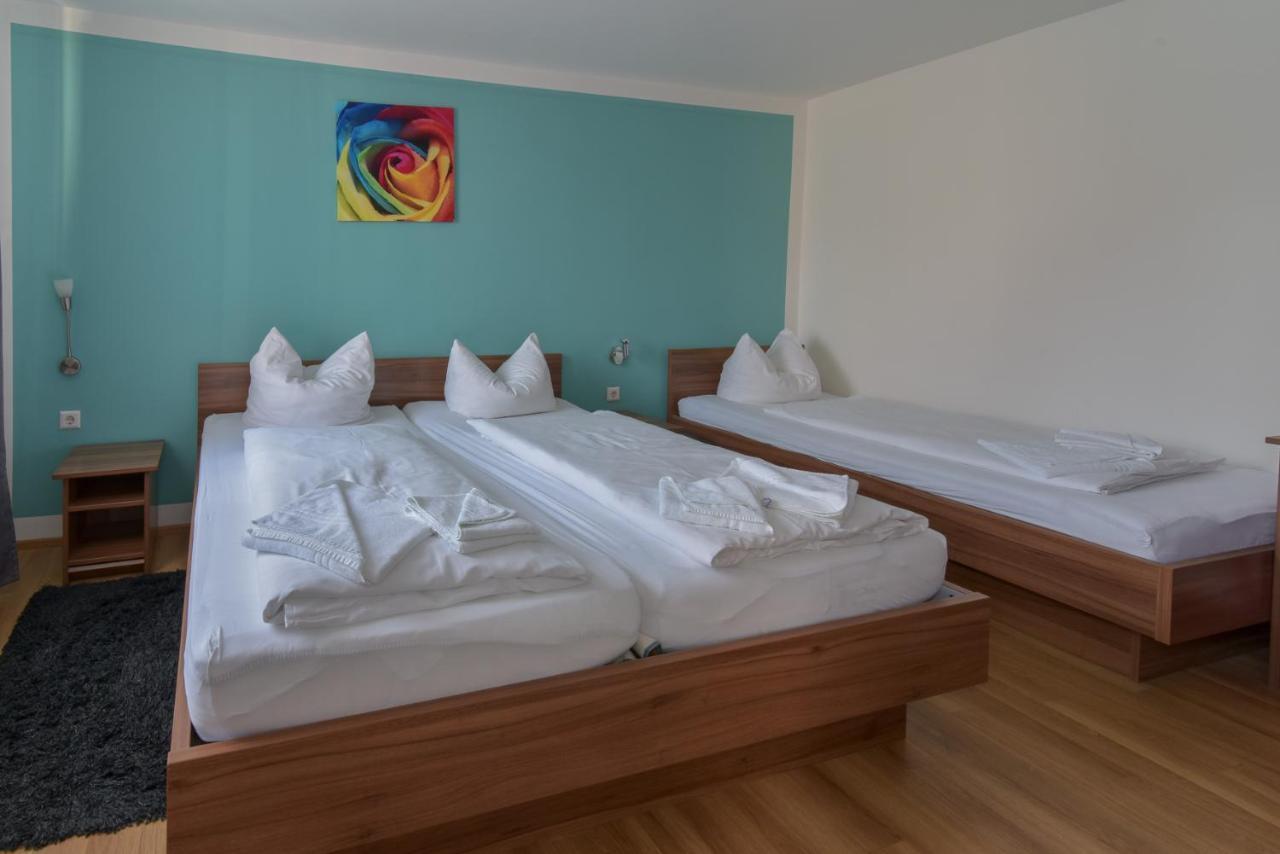 Hotel Ristorante Rostica Bad Urach Kültér fotó